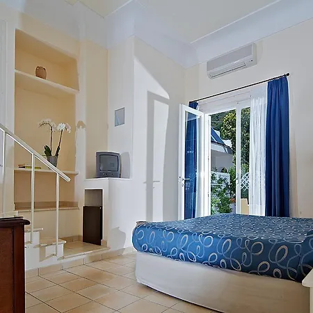 Senaria Szálloda 3*