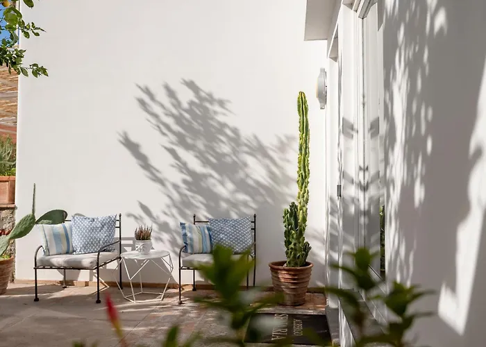 セナリア ホテル