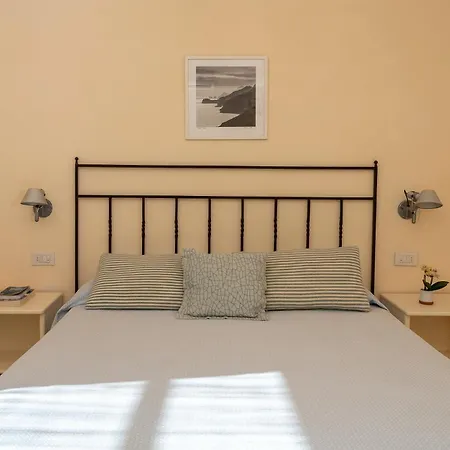 Senaria Hotel 3*