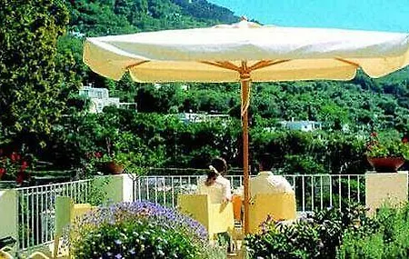 Senaria Hotel